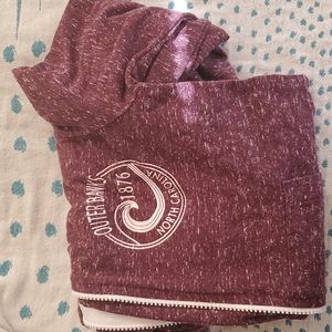 Maroon lift sweatshirt